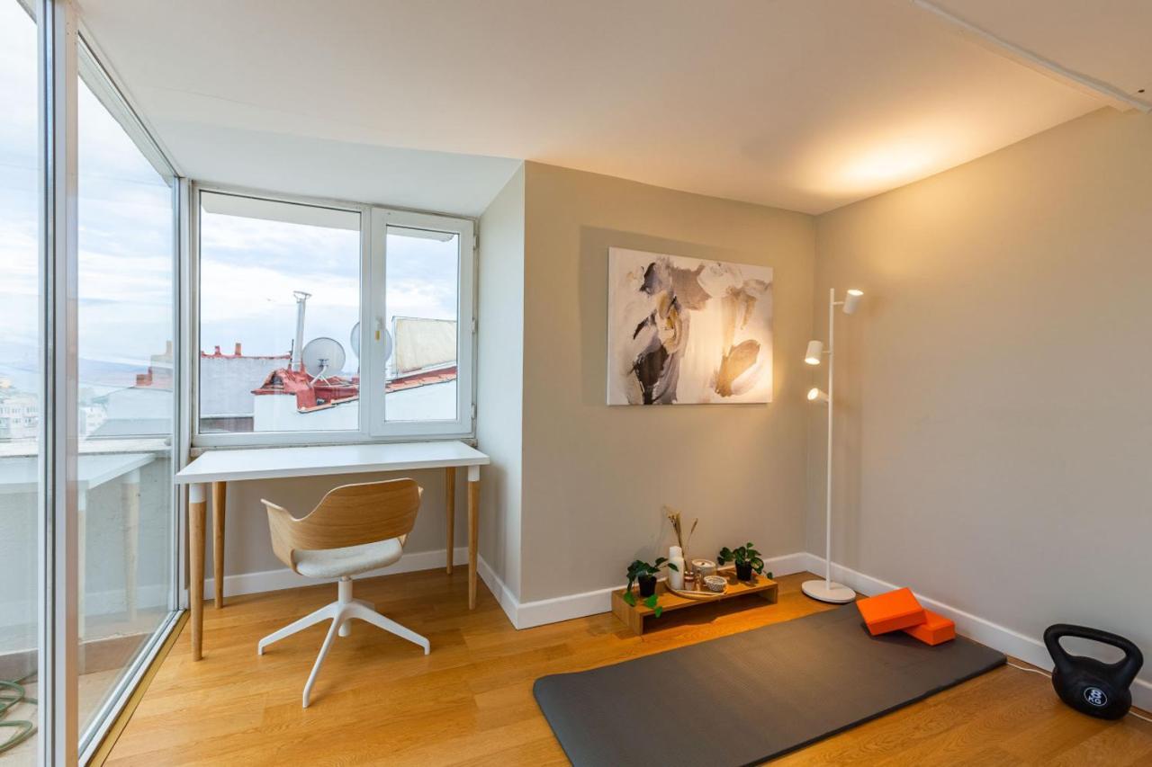 Apartamento Mesmerizing Flat With Bosphorus View In Beyoglu Estambul Exterior foto
