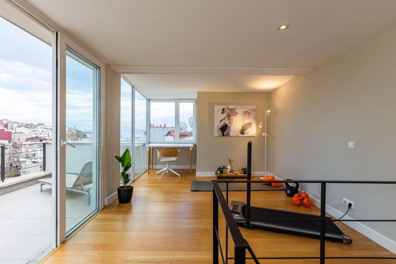 Apartamento Mesmerizing Flat With Bosphorus View In Beyoglu Estambul Exterior foto
