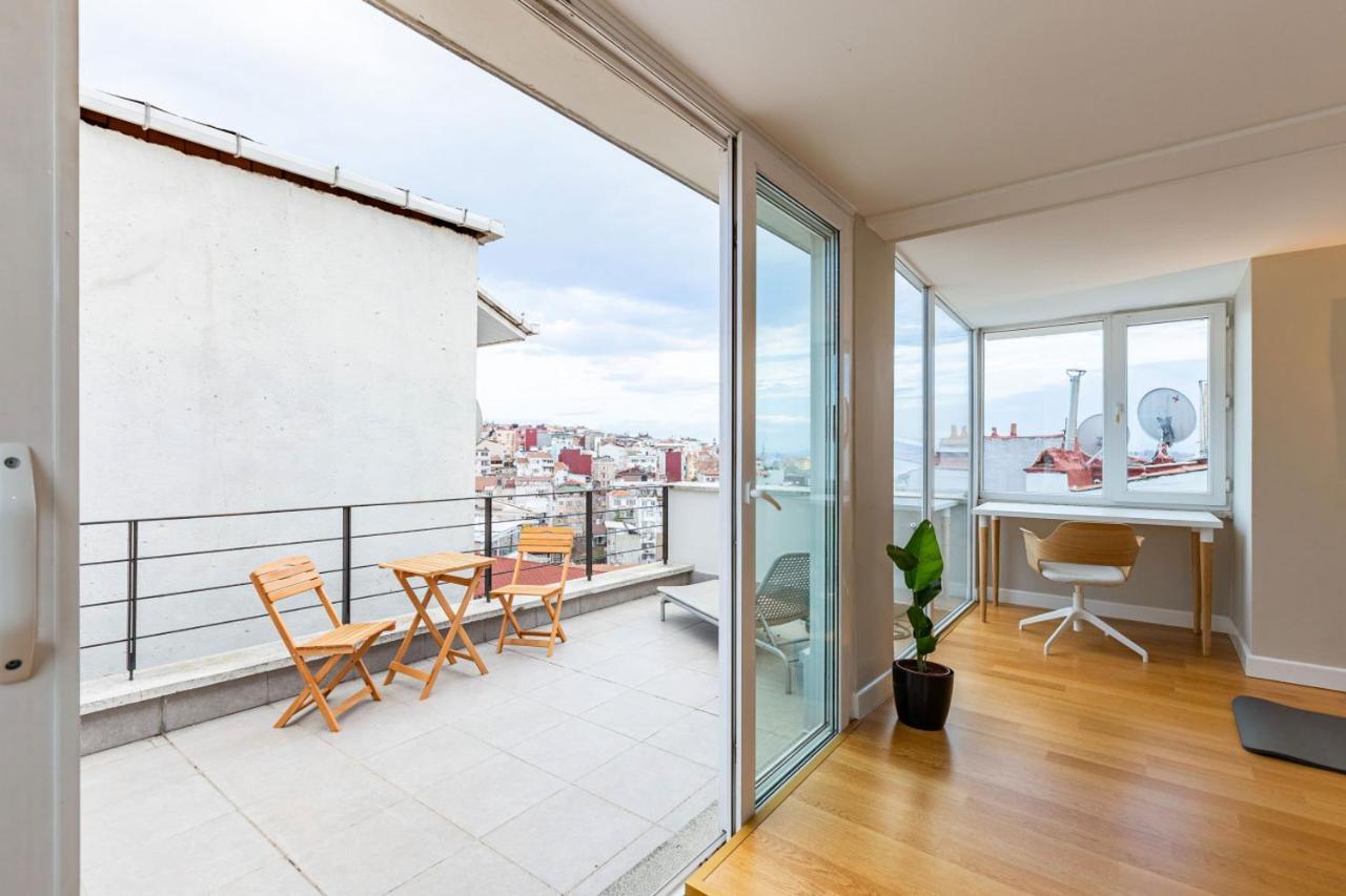 Apartamento Mesmerizing Flat With Bosphorus View In Beyoglu Estambul Exterior foto